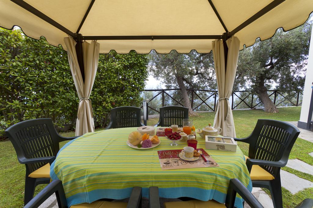 Villa Degli Ulivi B&B Finale Ligure Extérieur photo