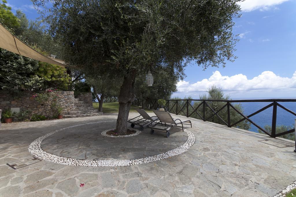 Villa Degli Ulivi B&B Finale Ligure Extérieur photo