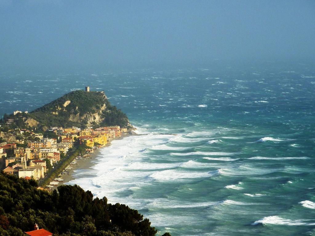 Villa Degli Ulivi B&B Finale Ligure Extérieur photo