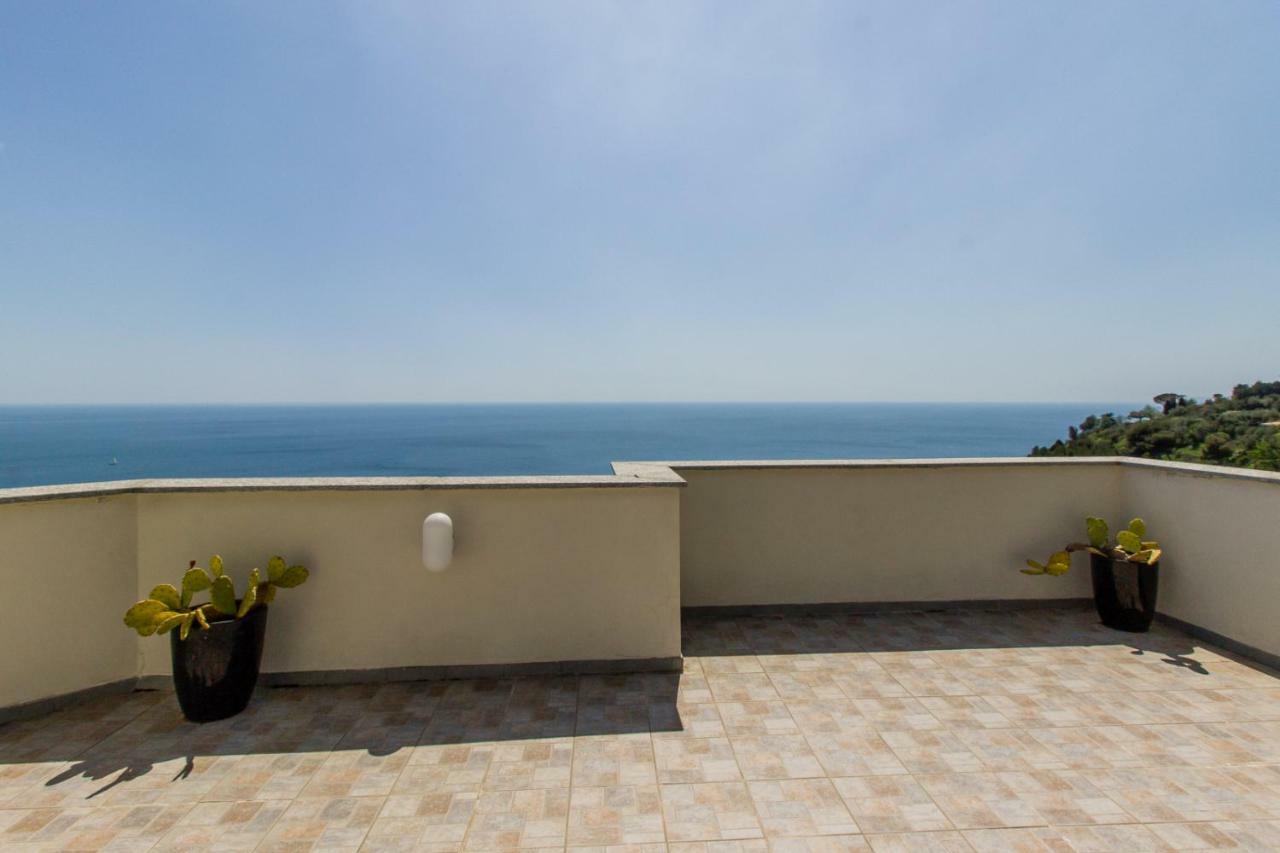 Villa Degli Ulivi B&B Finale Ligure Extérieur photo