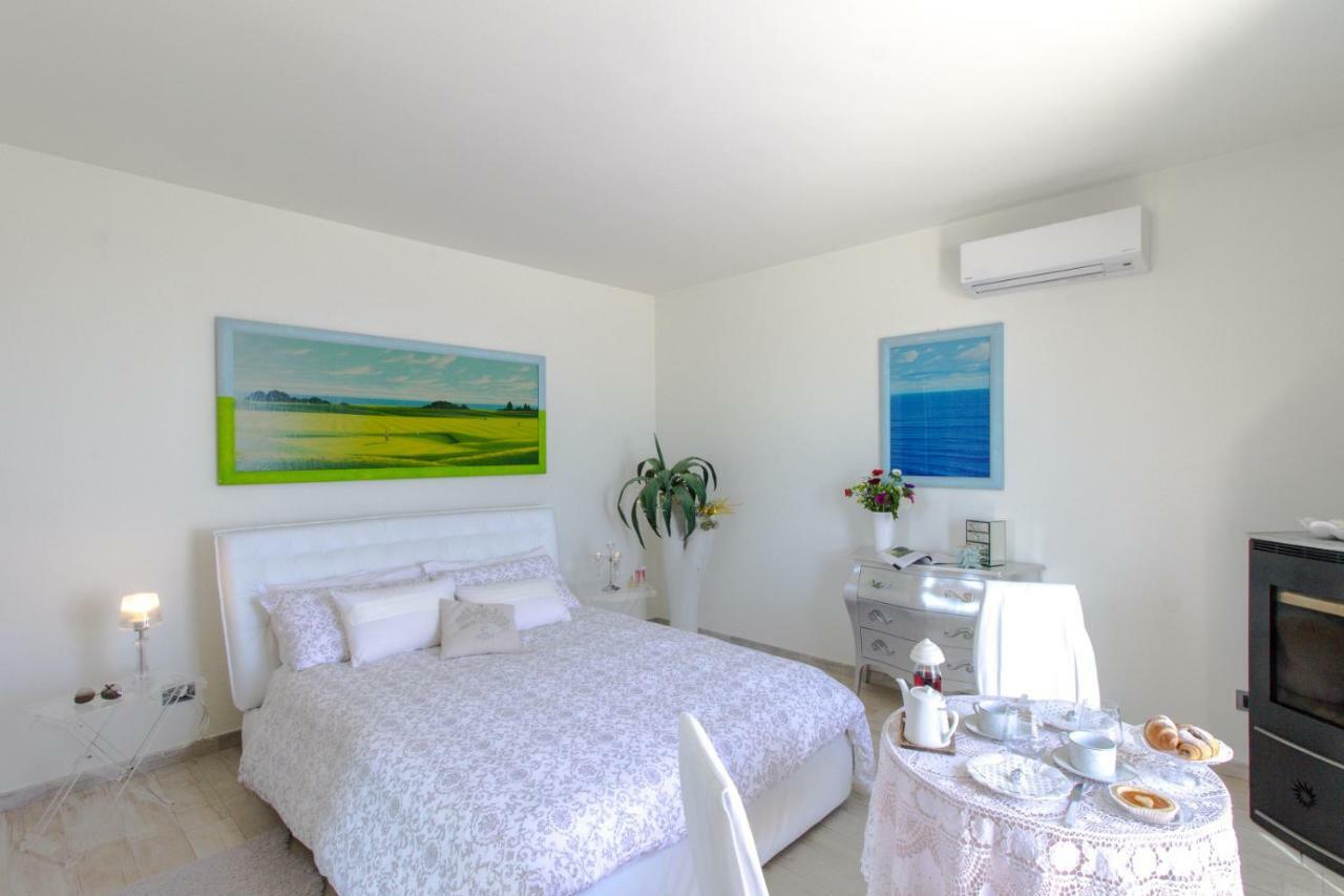 Villa Degli Ulivi B&B Finale Ligure Extérieur photo