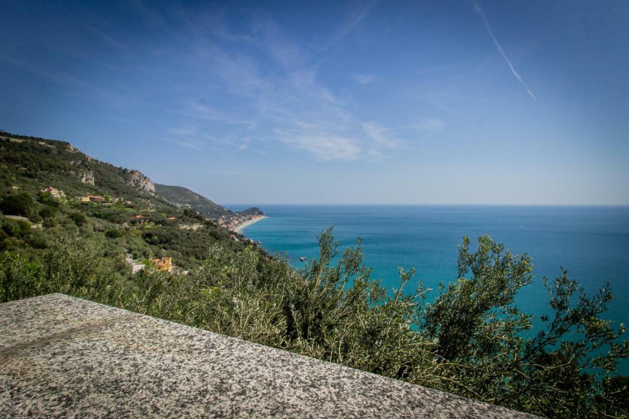 Villa Degli Ulivi B&B Finale Ligure Extérieur photo